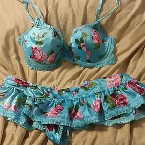 Bra and panties set